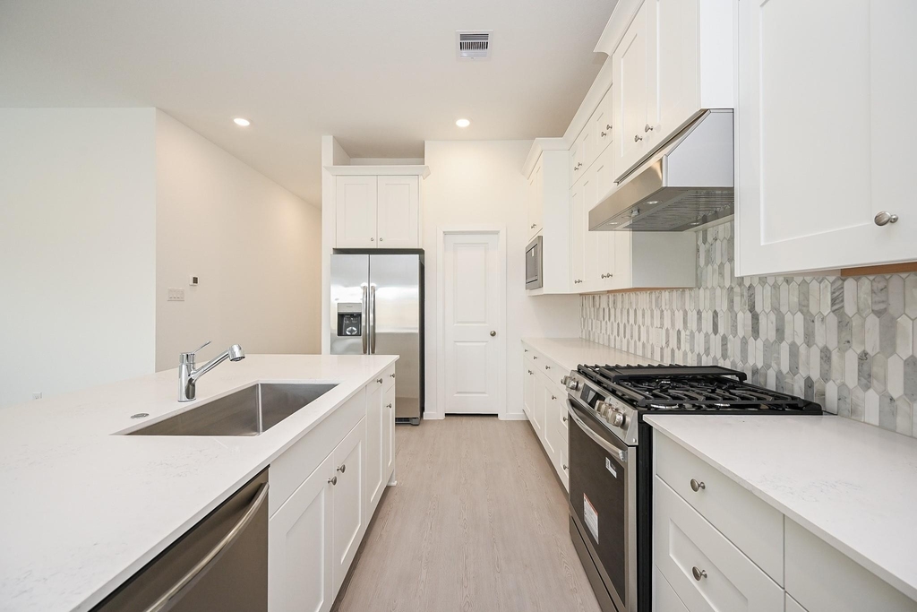 26811 Tree Mallow Drive - Photo 5