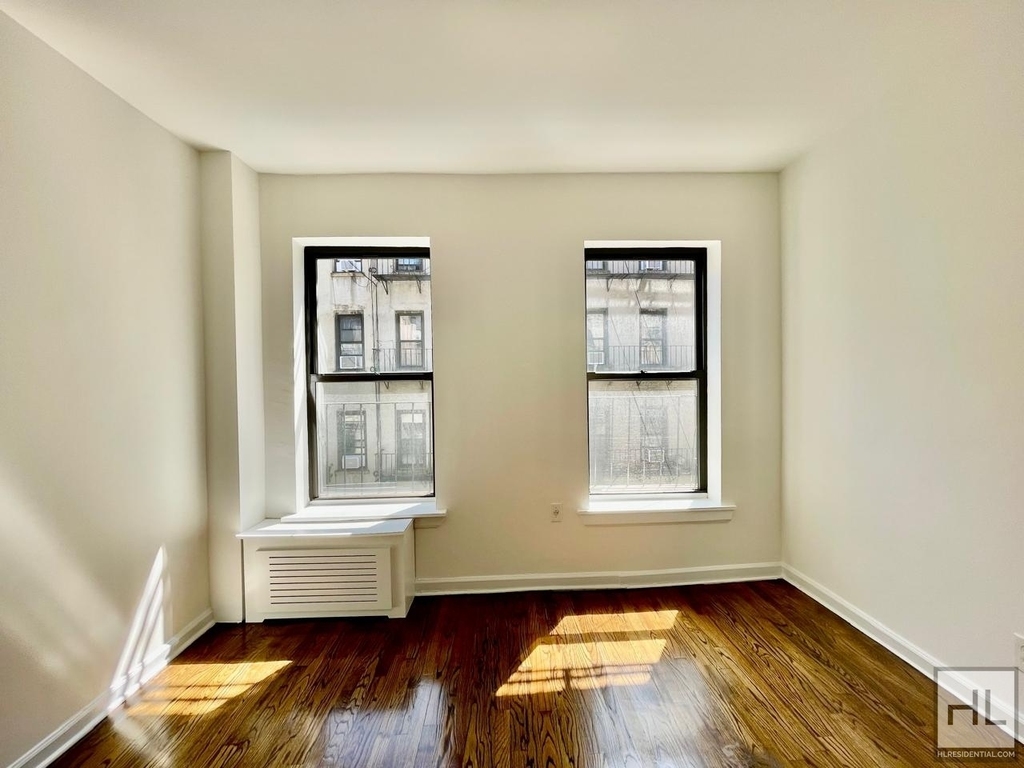 East 89th Street - Photo 1