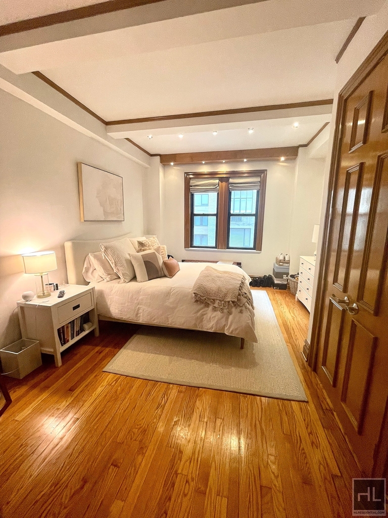 West 58th Street - Photo 3