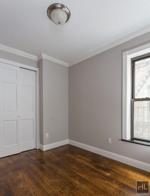 East 106 Street - Photo 4