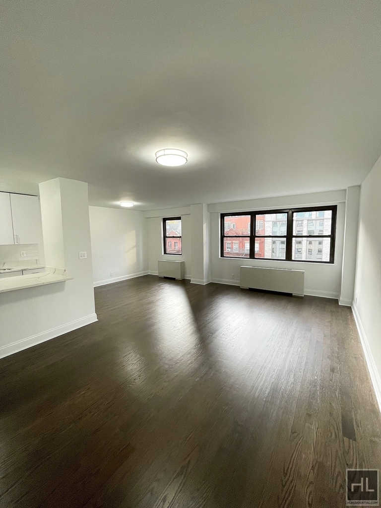 East 89th Street - Photo 1