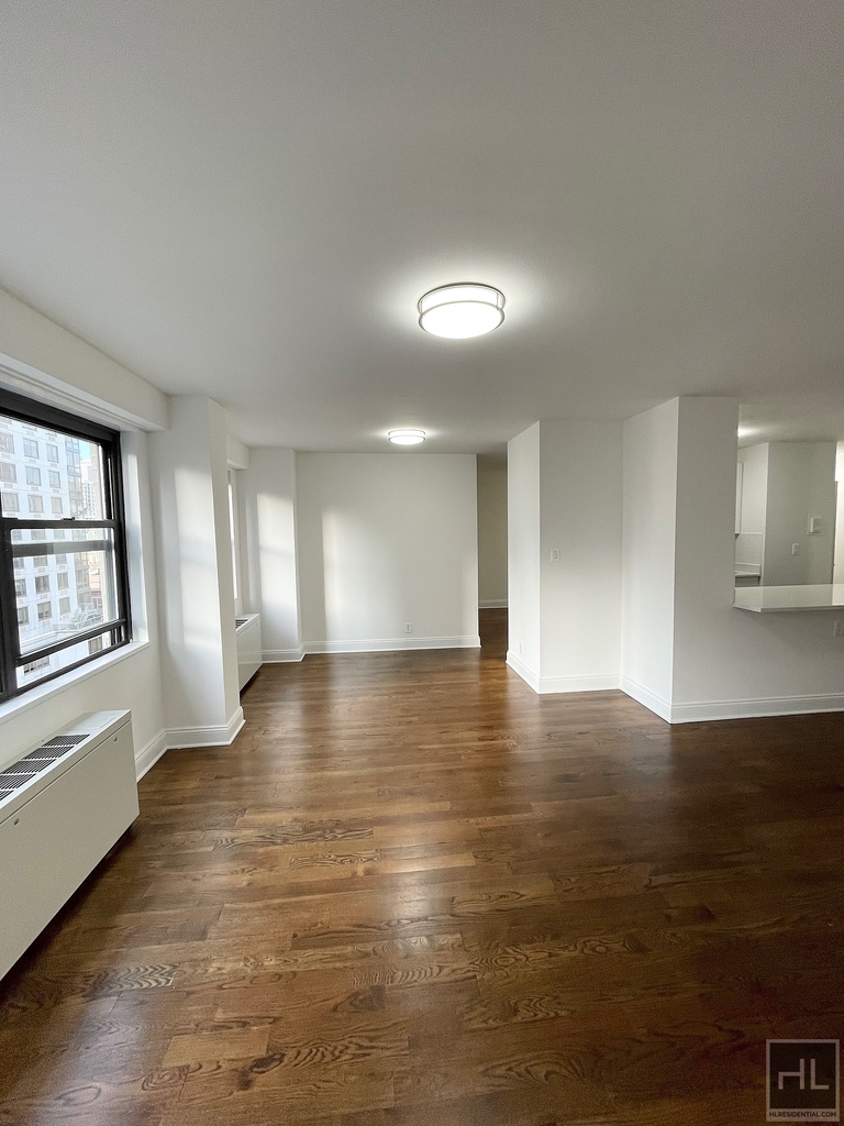 East 89th Street - Photo 2