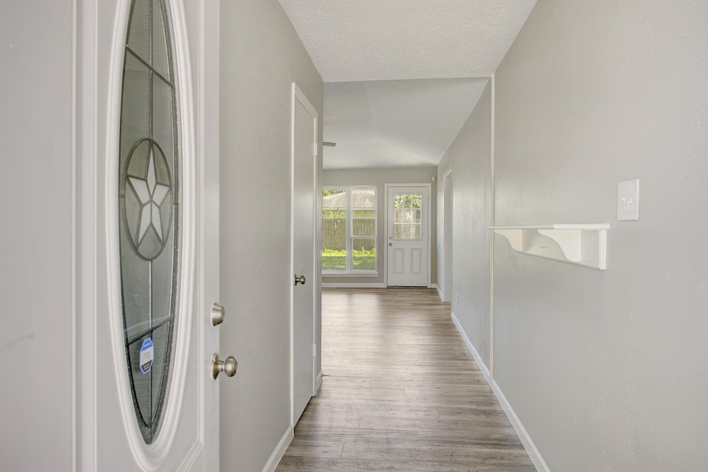 10403 Stockman Lane - Photo 3