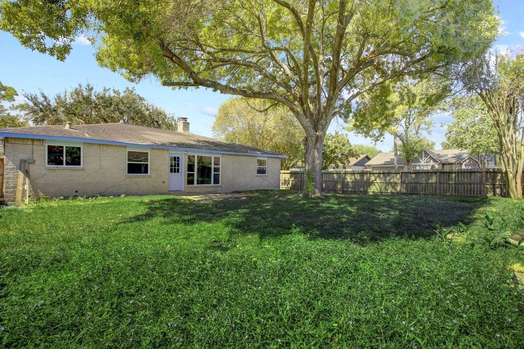 10403 Stockman Lane - Photo 13