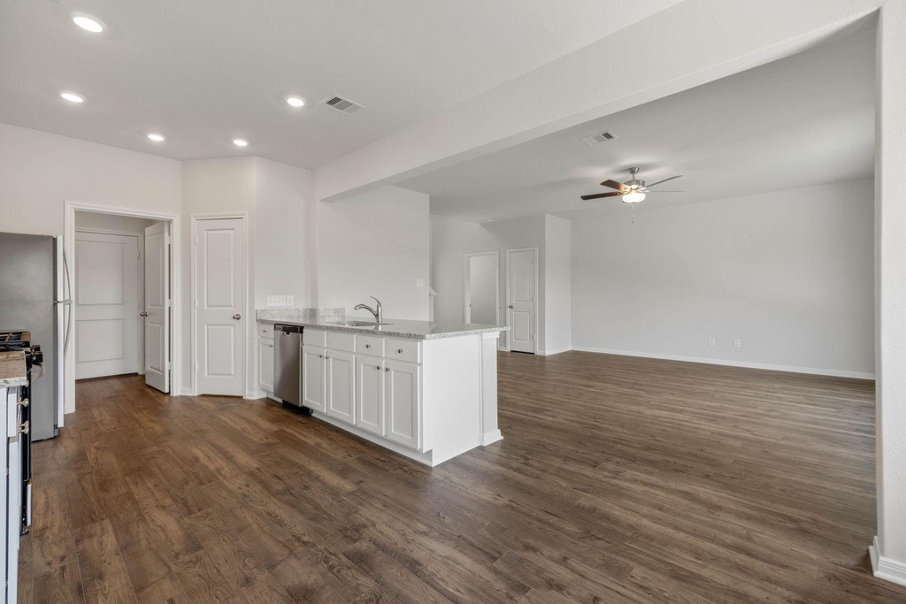 25542 Blooming Hazel Drive - Photo 6