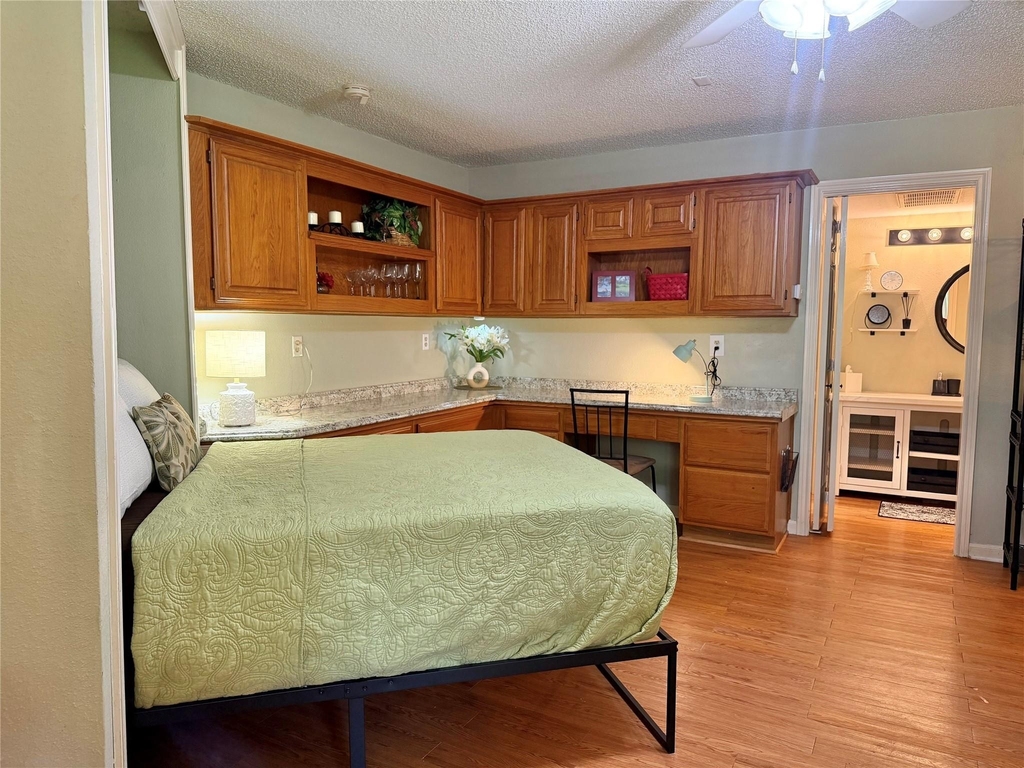 1311 Antoine Drive - Photo 6