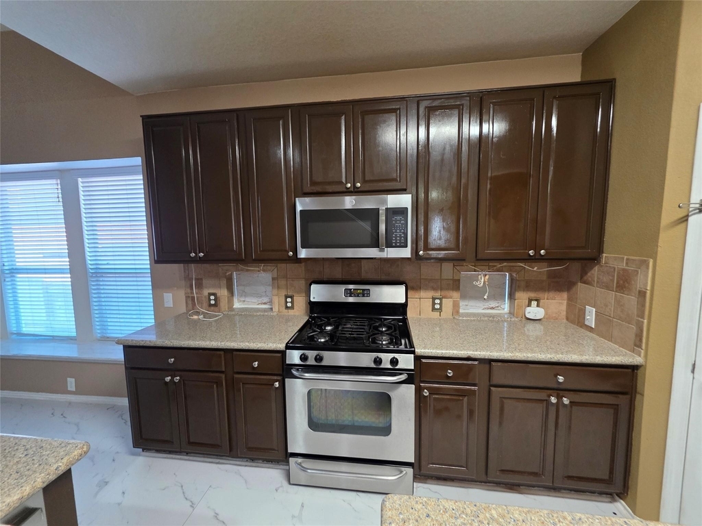 3051 Providence Oak Street - Photo 8