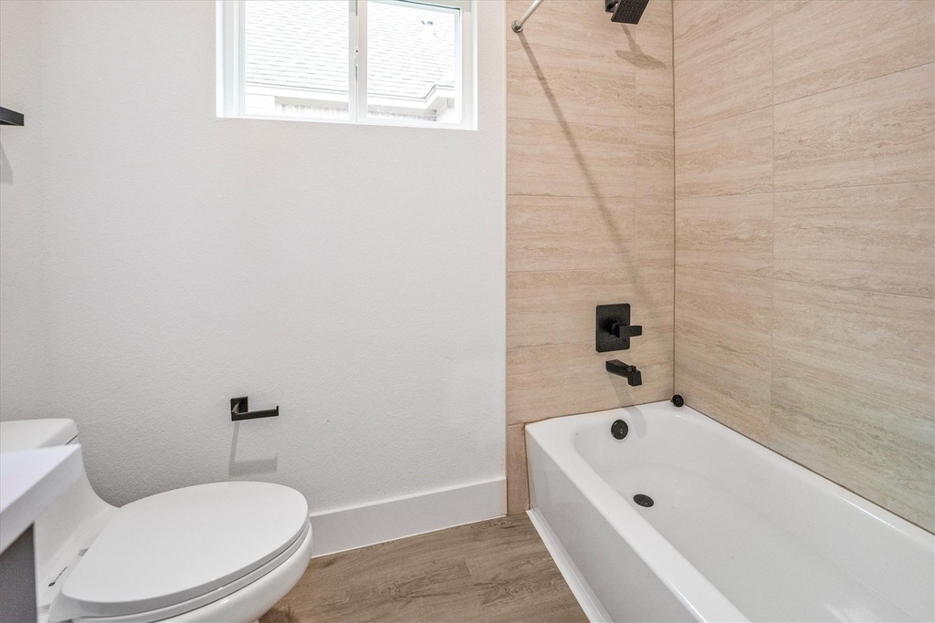 12111 Brightwood Drive - Photo 18
