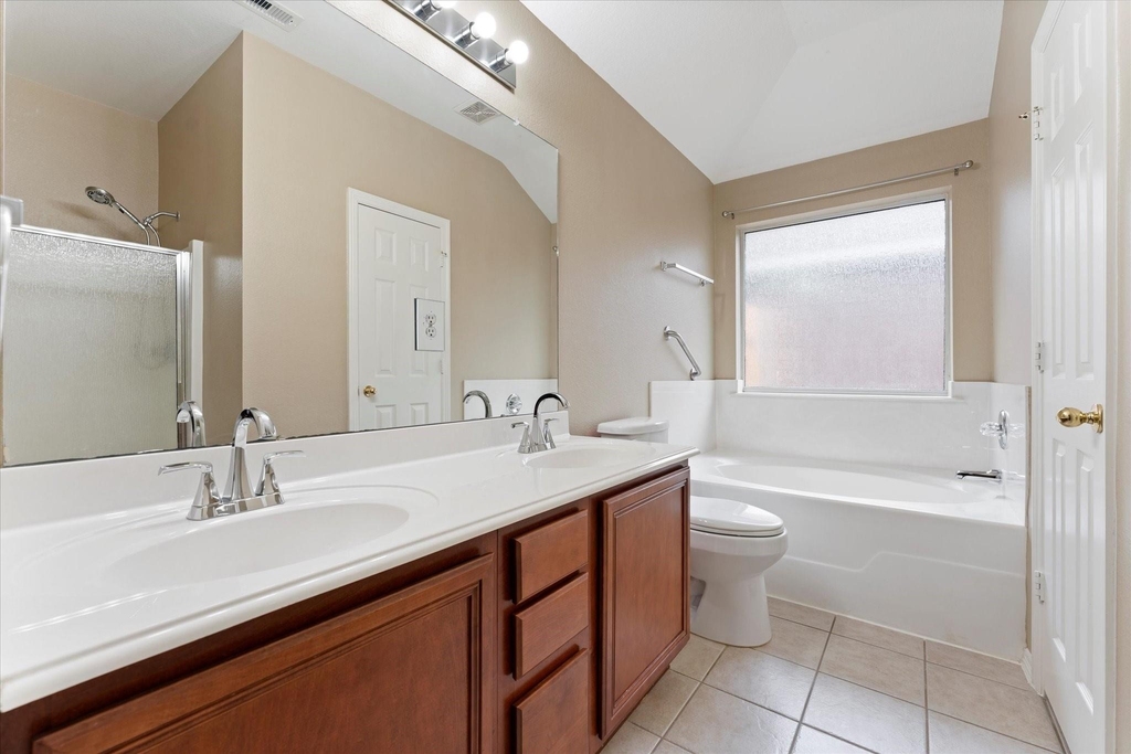 7813 Mary Katheryns Crossing - Photo 16