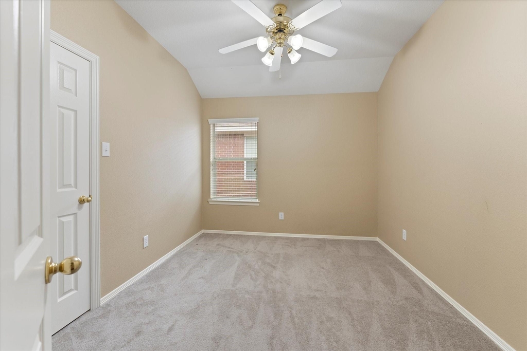 7813 Mary Katheryns Crossing - Photo 19
