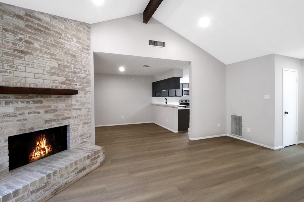 12154 Stone West Drive - Photo 3