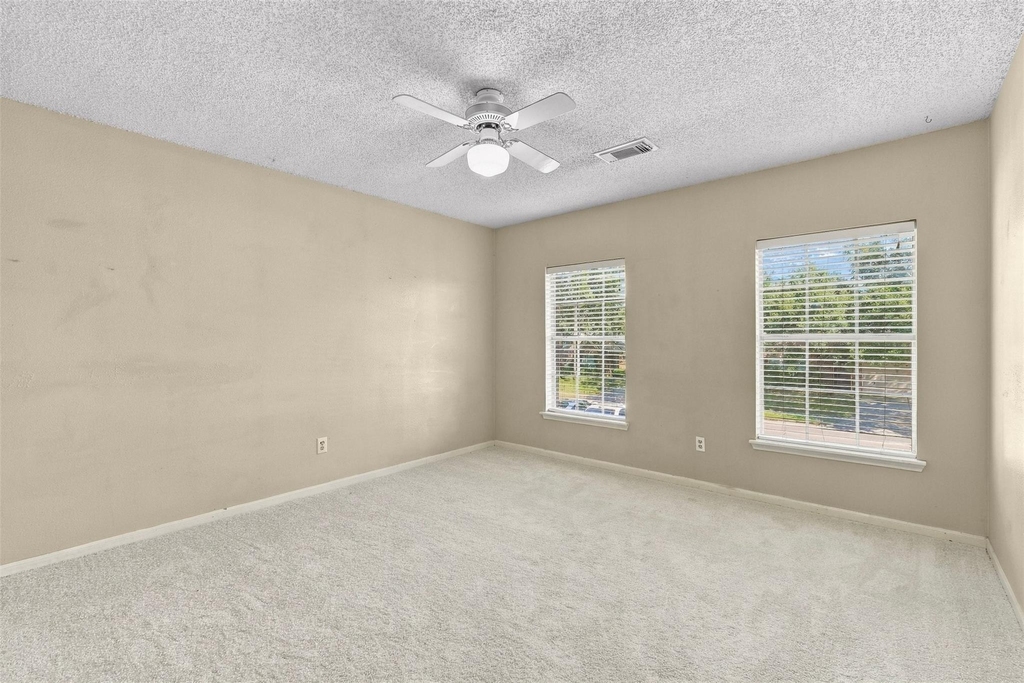 18031 Carbridge Drive - Photo 16