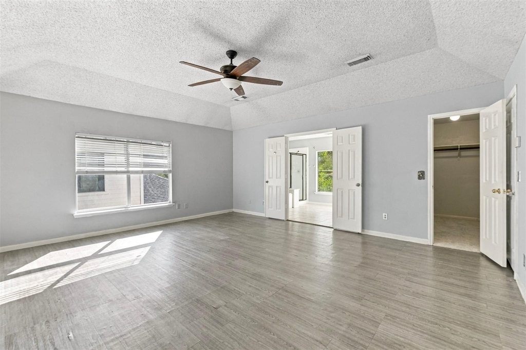 18031 Carbridge Drive - Photo 12