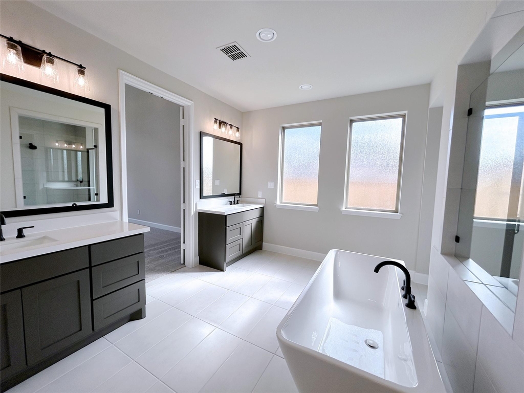 5515 Holly Hollow Lane - Photo 8