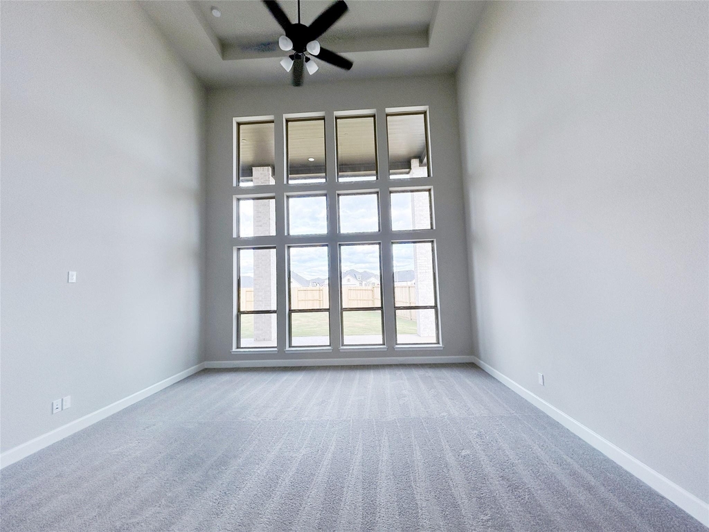 5515 Holly Hollow Lane - Photo 16