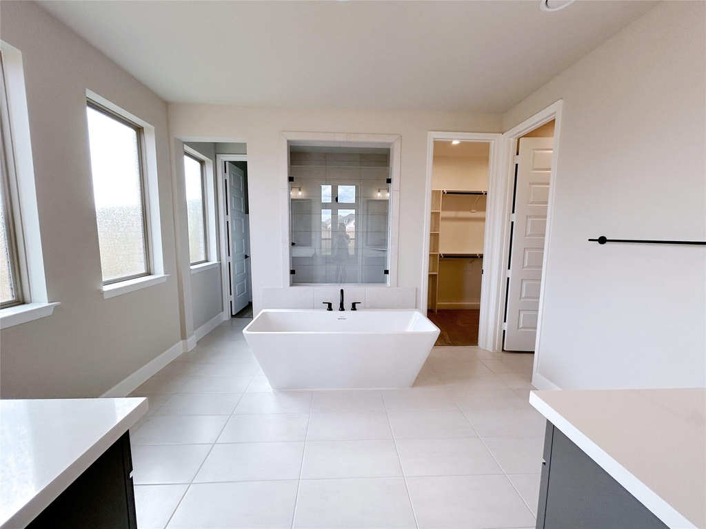 5515 Holly Hollow Lane - Photo 10