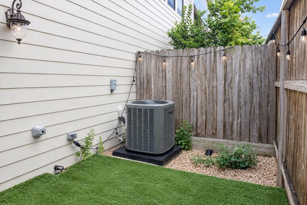 2904 Chenevert Street - Photo 21
