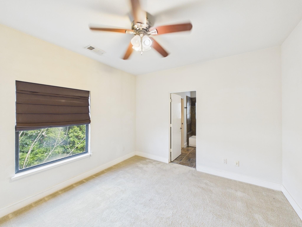 5425 Floyd Street - Photo 21