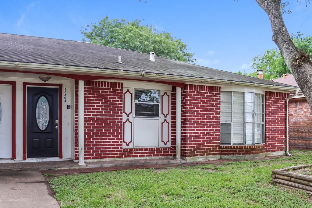 12805 Bexley Drive - Photo 1