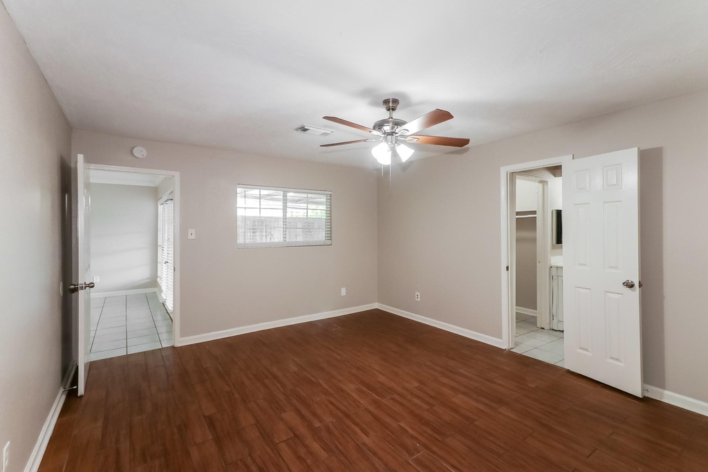 12805 Bexley Drive - Photo 6