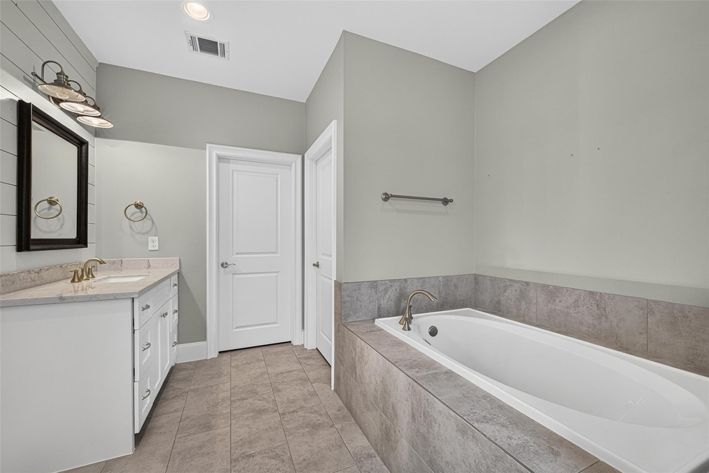 2502 Radcliffe Street - Photo 26
