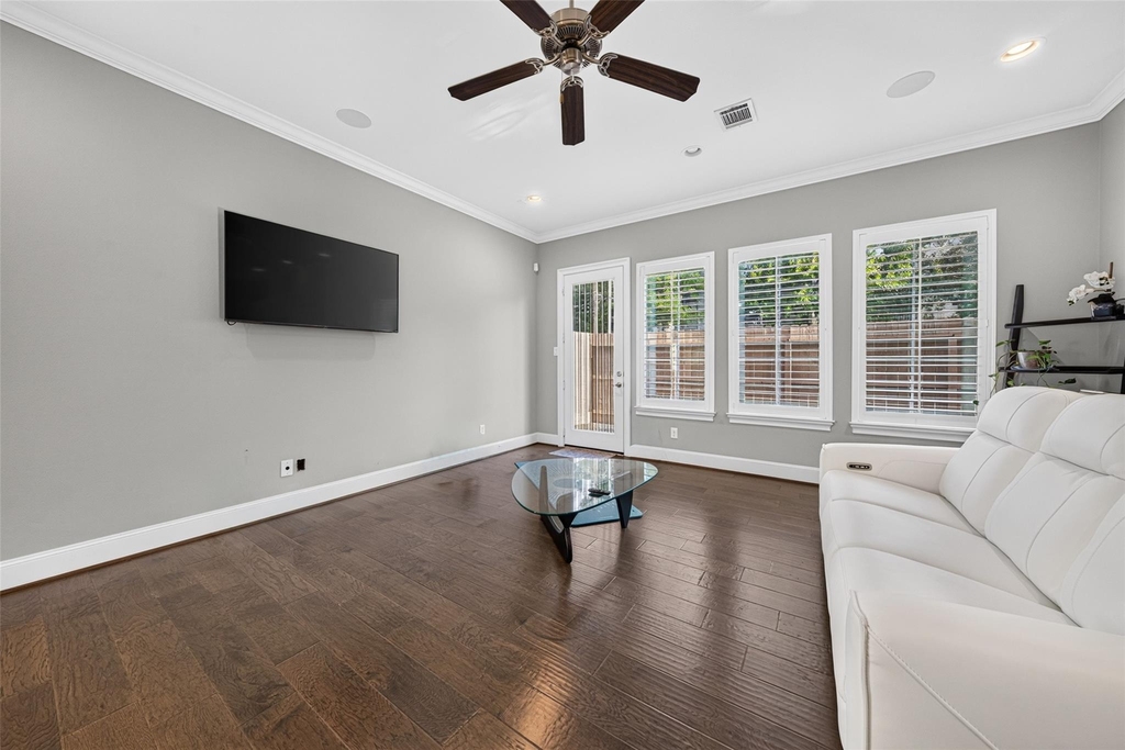 2502 Radcliffe Street - Photo 8