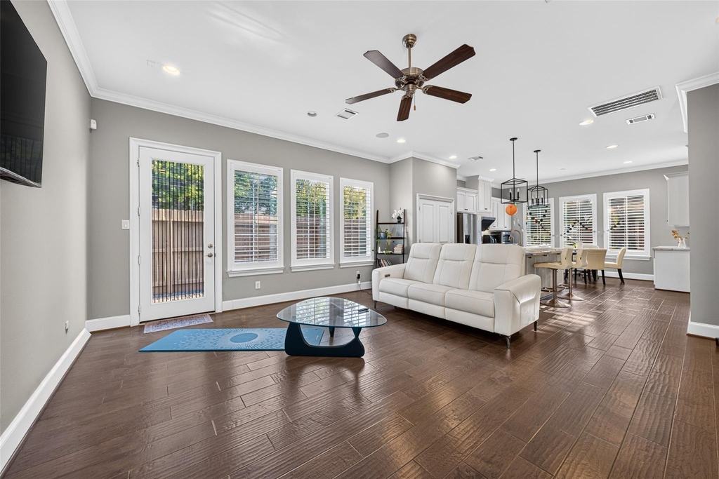 2502 Radcliffe Street - Photo 6