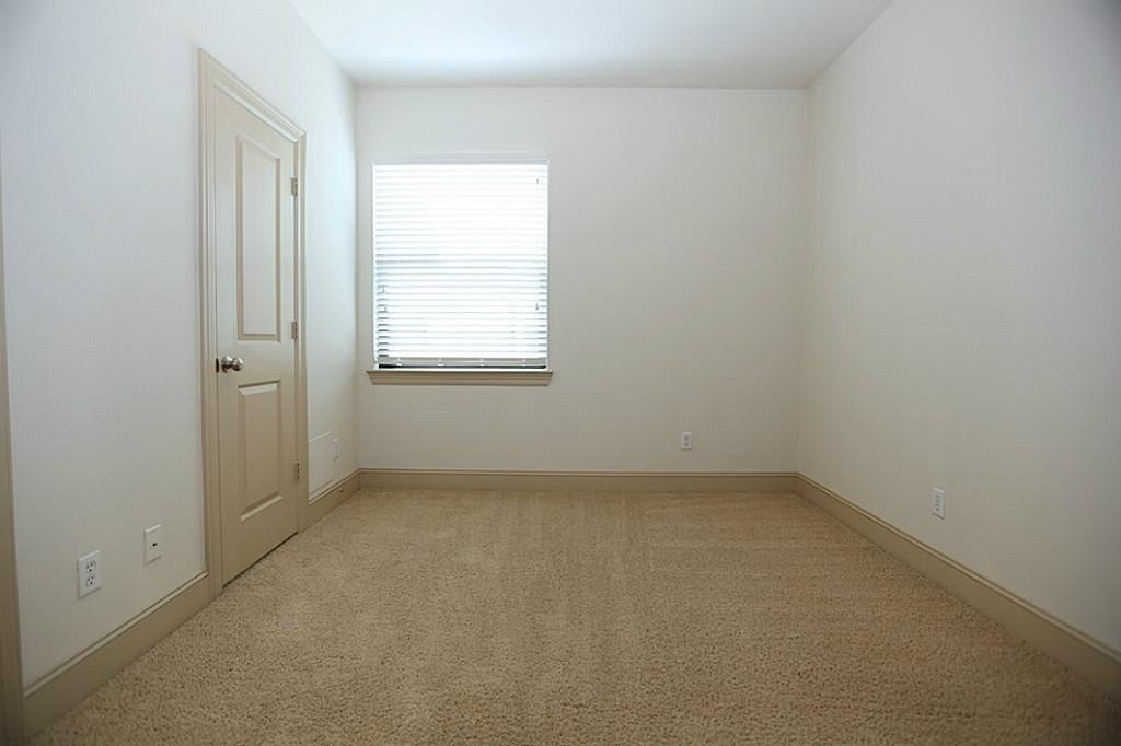 1921 Summer Street - Photo 10