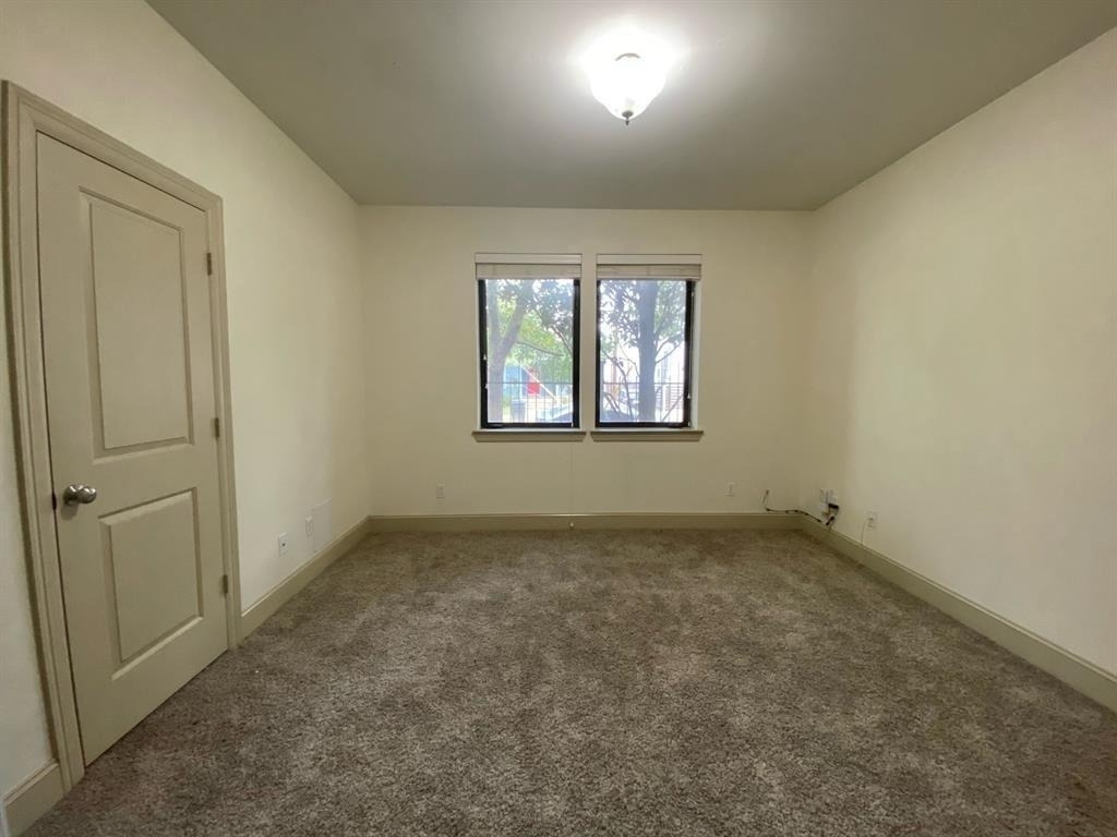 1921 Summer Street - Photo 36