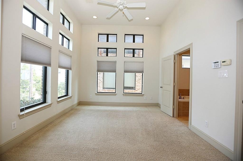 1921 Summer Street - Photo 6