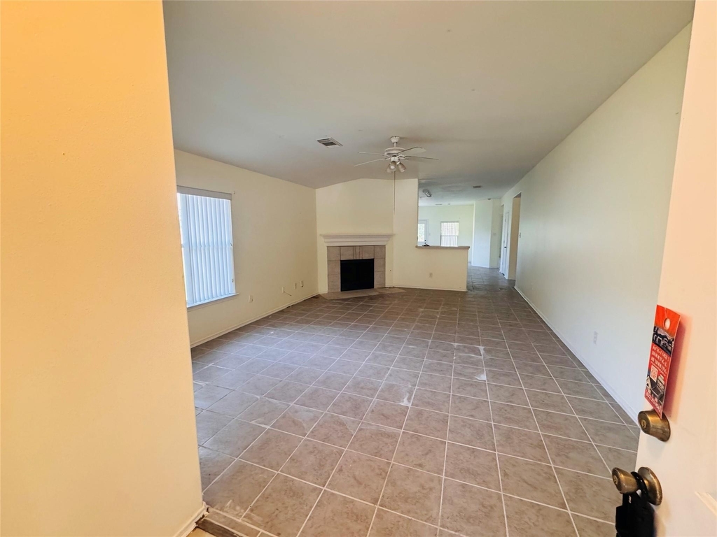 5918 Laramie River Court - Photo 2
