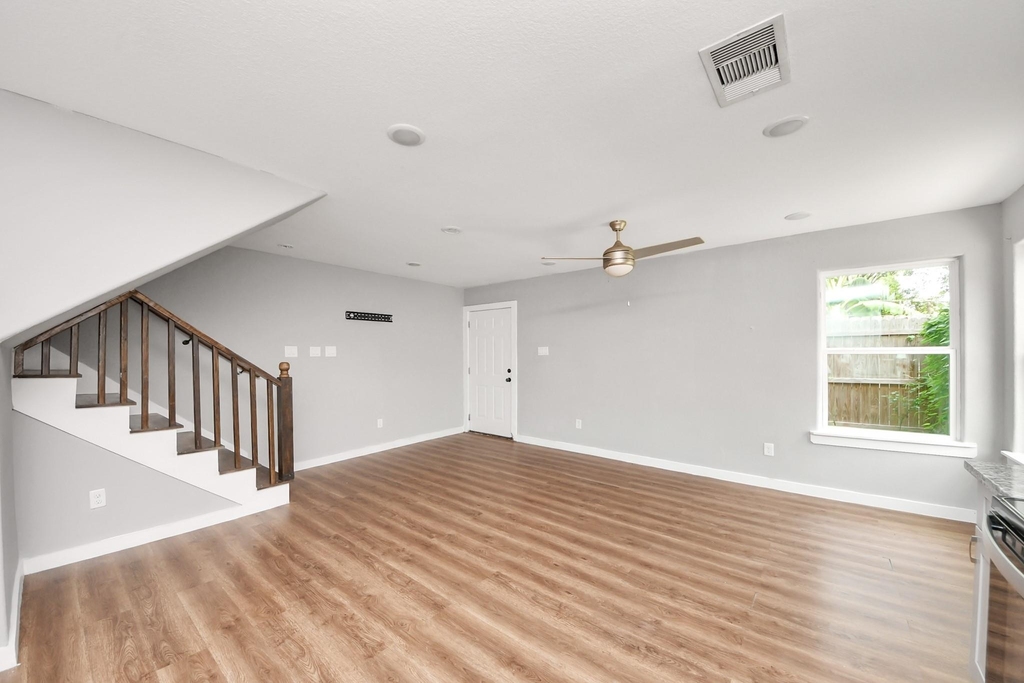 8125 Eastover Street - Photo 9