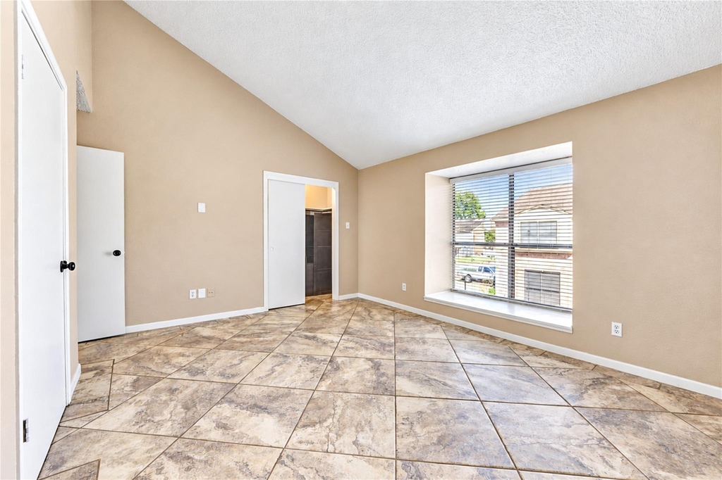 9265 Westwood Village Drive - Photo 32