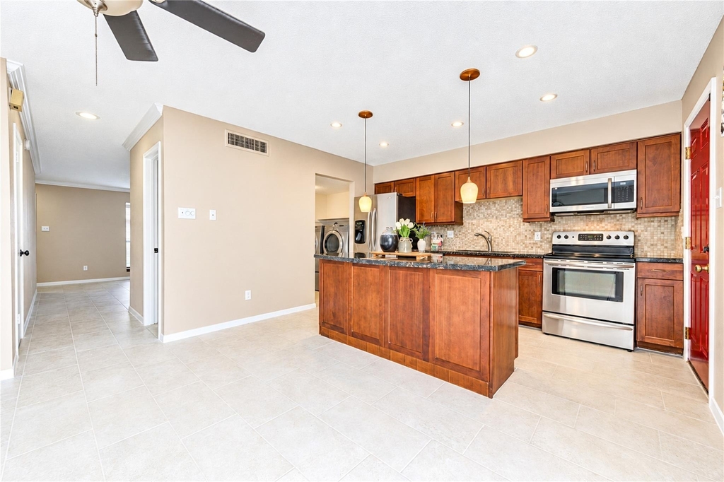 9265 Westwood Village Drive - Photo 20