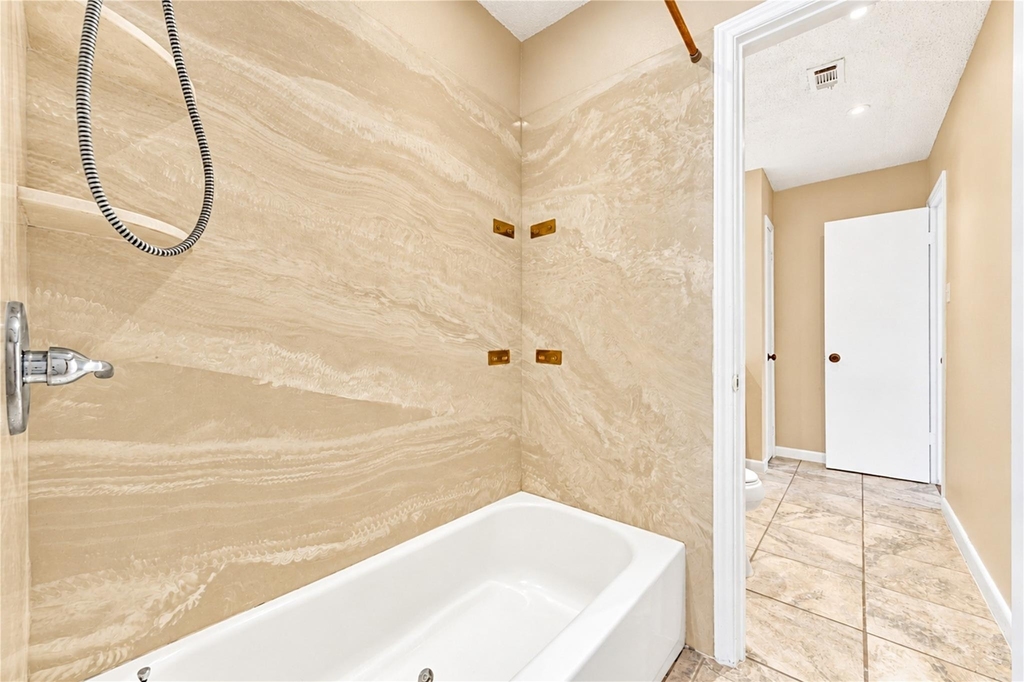 9265 Westwood Village Drive - Photo 34