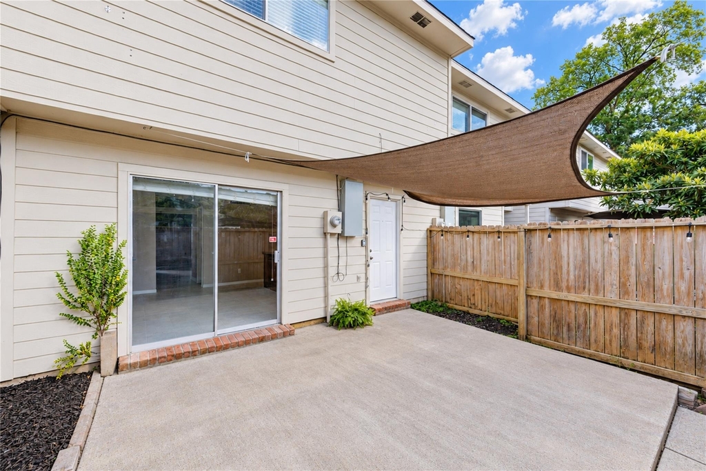9265 Westwood Village Drive - Photo 3