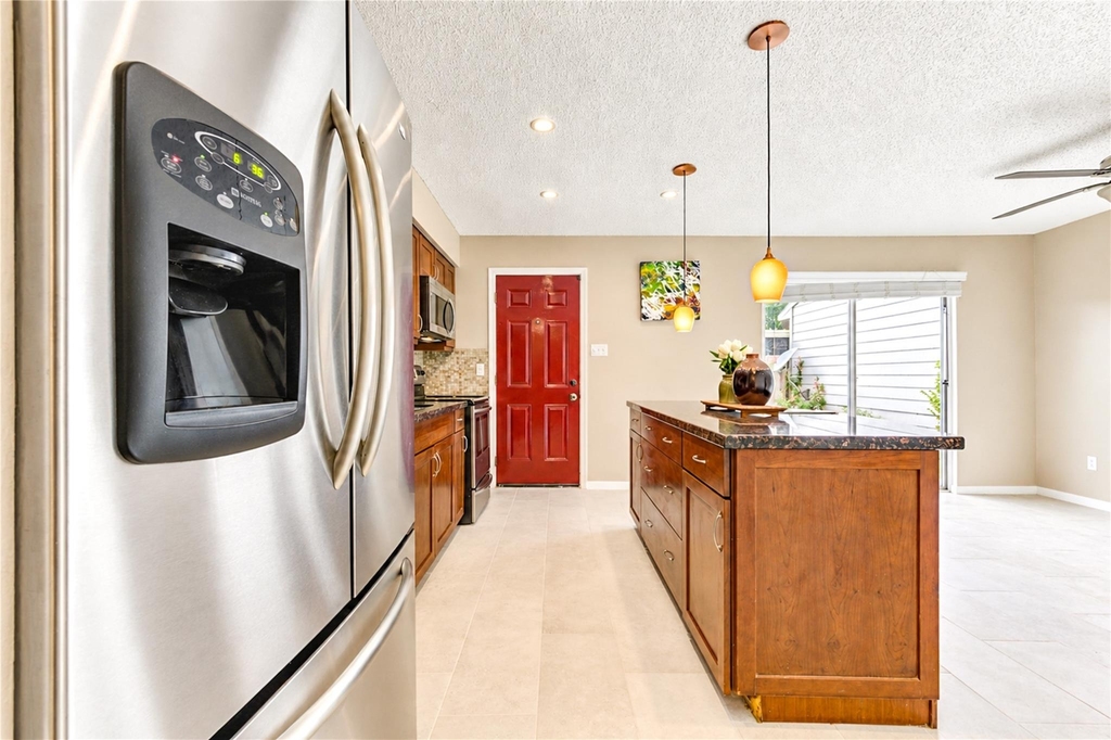 9265 Westwood Village Drive - Photo 26