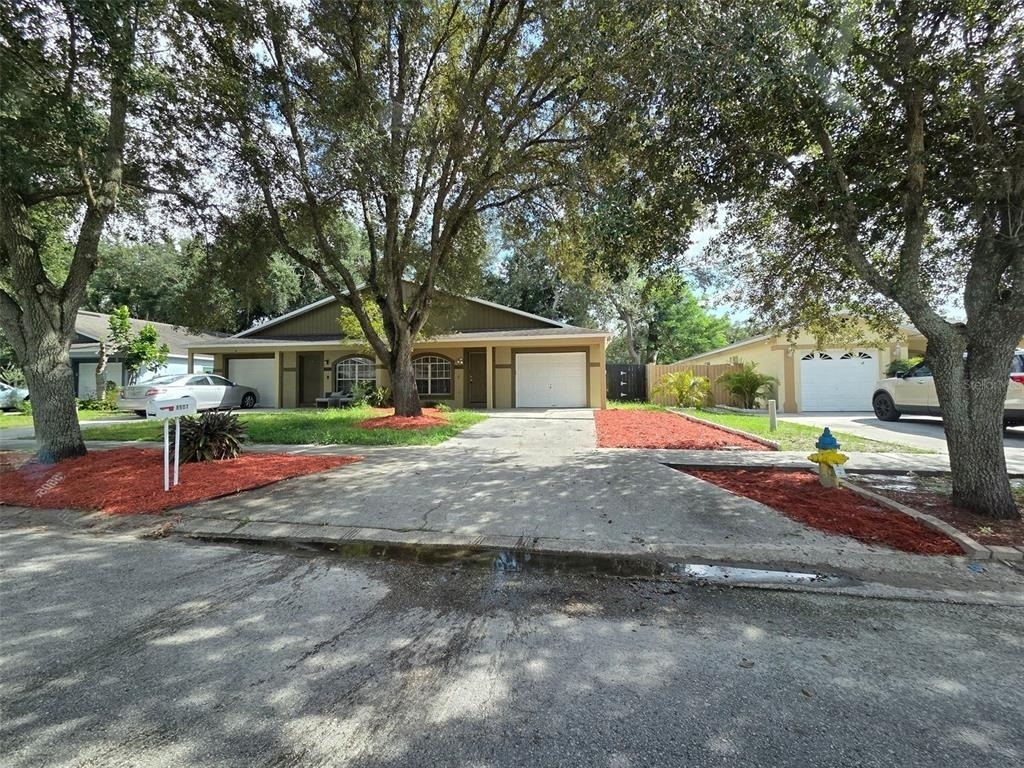 8507 N Hyaleah Road - Photo 0