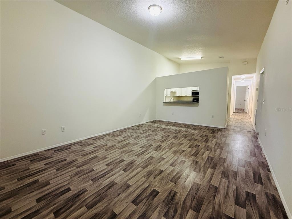 8507 N Hyaleah Road - Photo 7