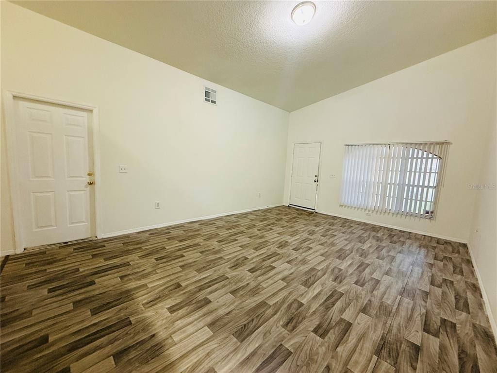 8507 N Hyaleah Road - Photo 6