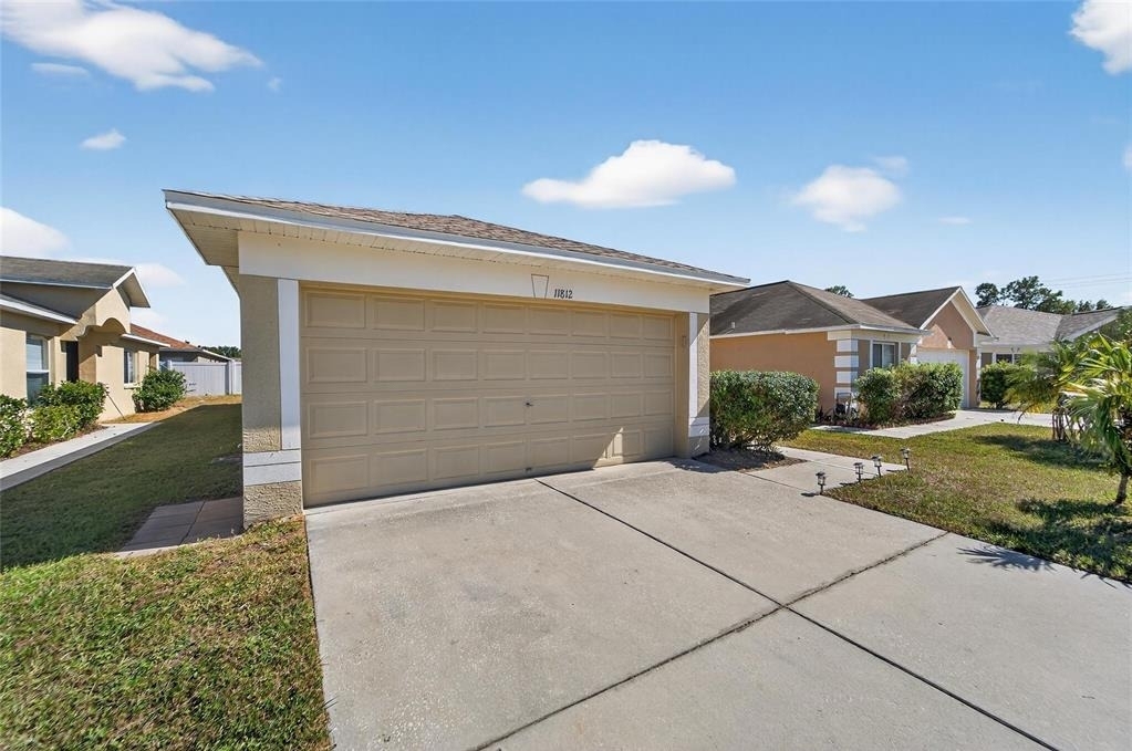 11812 Lynmoor Drive - Photo 5