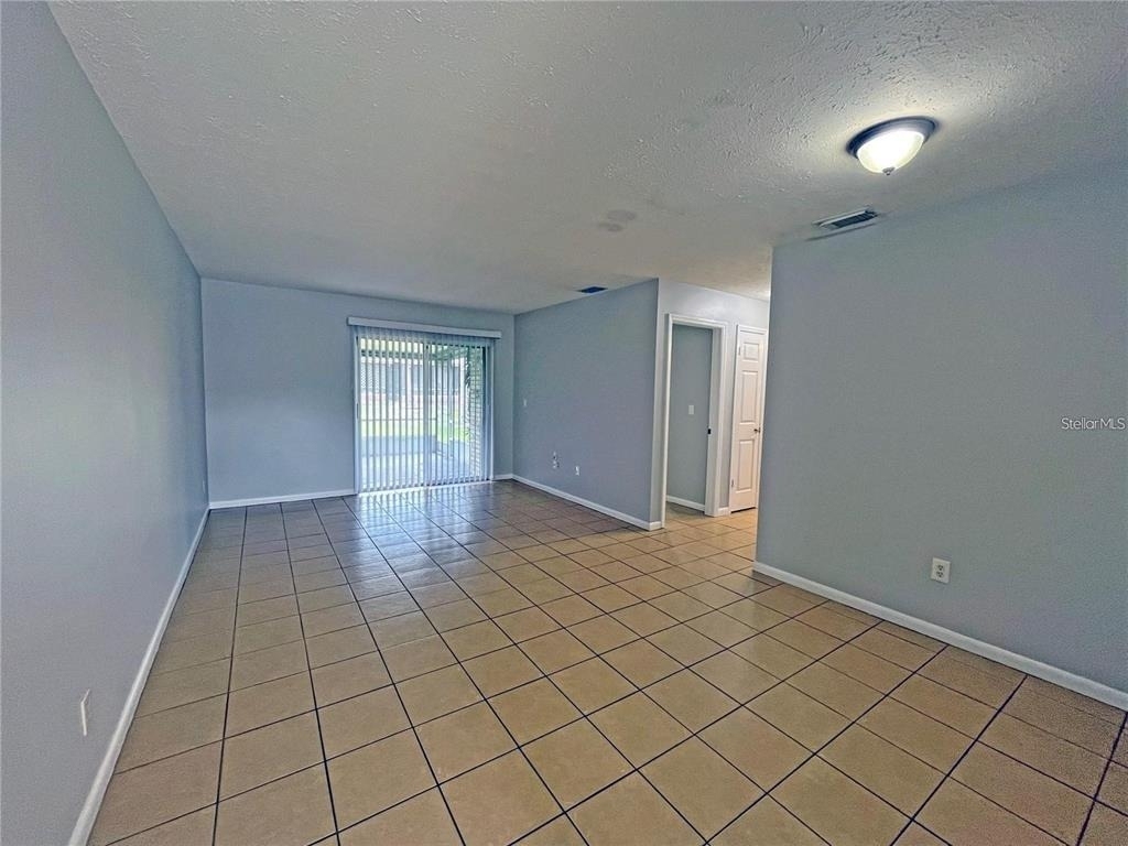 9509 Fieldview Circle - Photo 2