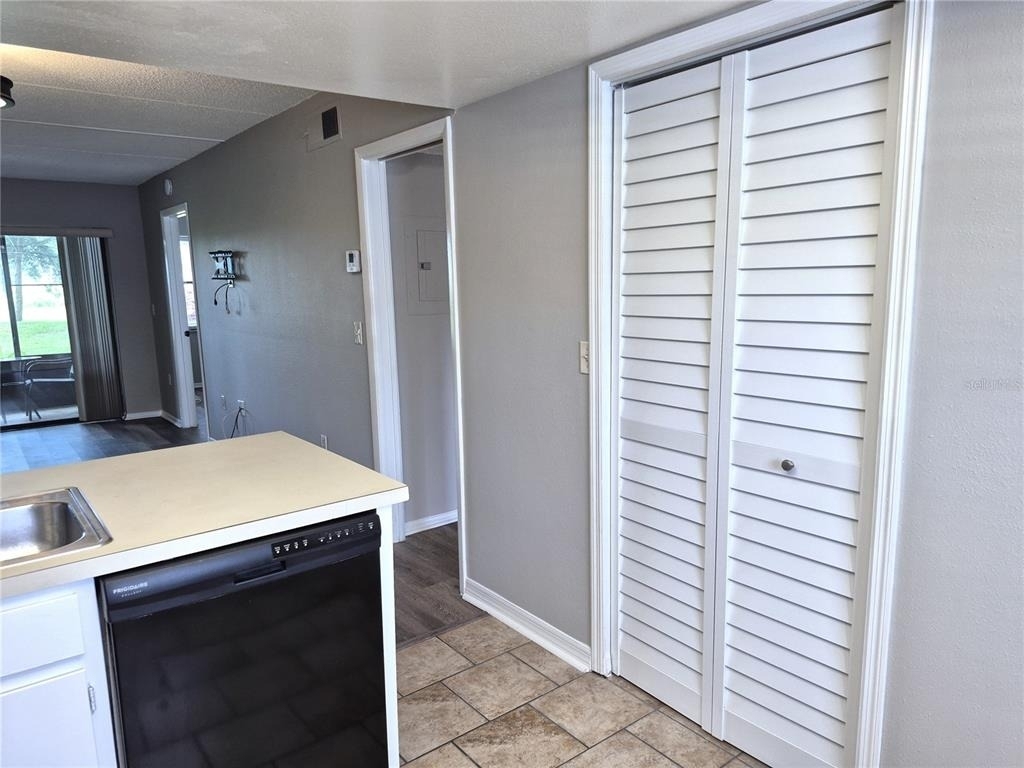 305 Meadow Lane - Photo 12