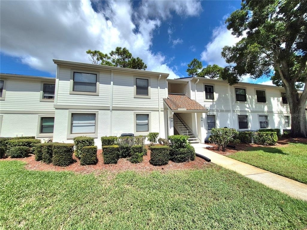 305 Meadow Lane - Photo 1