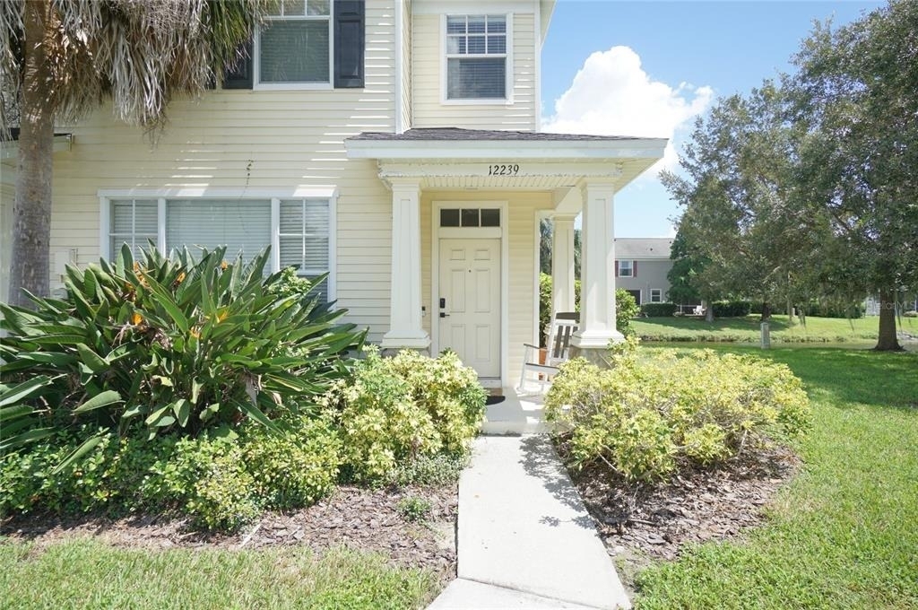 12239 Country White Circle - Photo 1