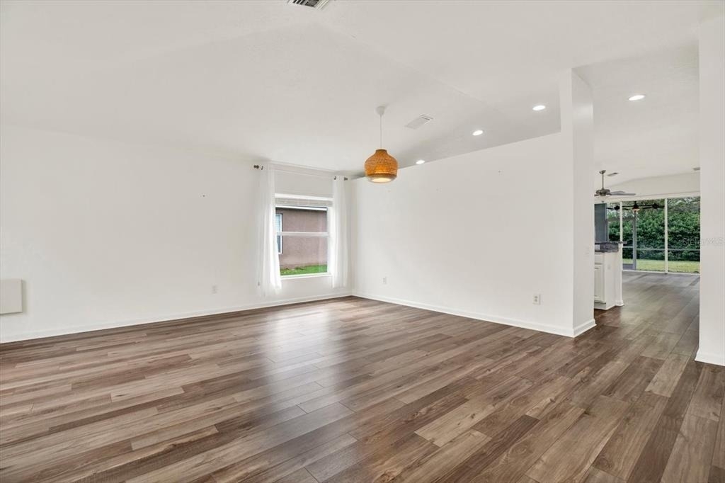 5809 100th Avenue - Photo 4