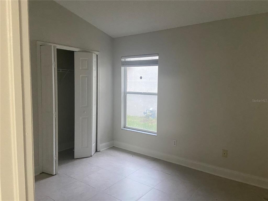 22718 Saint Thomas Circle - Photo 6