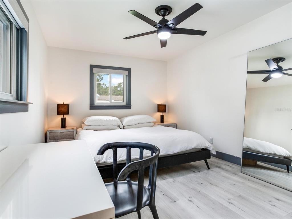 4609 W Hawthorne Road - Photo 22