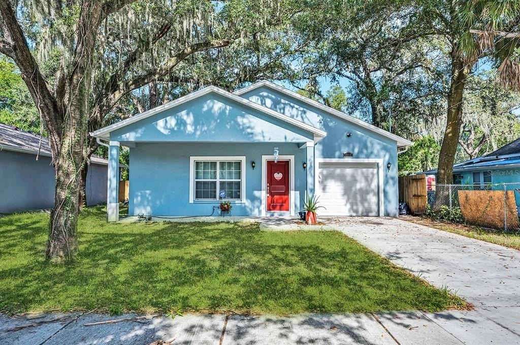 1606 E Ida Street - Photo 0