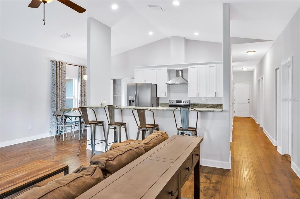 1606 E Ida Street - Photo 2